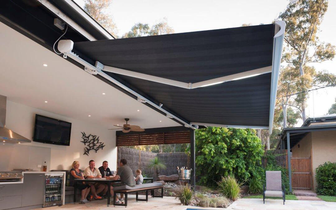 outdoor awning blinds Melbourne